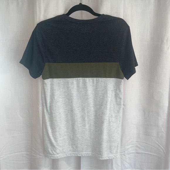Goodfellow@co Mens Small Tee - Gray and Olive Green, Standard Fit - Picture 4 of 8